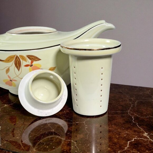 Hall "AUTUMN LEAF" Mary Dunbar Jewel ~ 5 Cup Aladdin Tea Pot w/Infuser - Picture 8 of 16